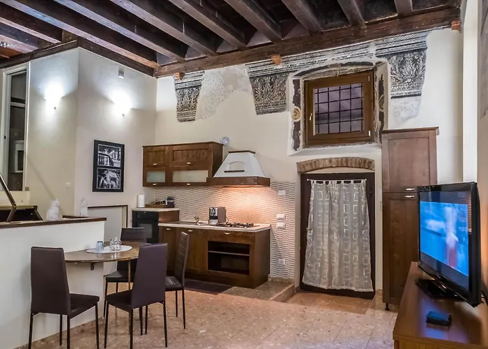 Апартаменты Palazzo Degli Affreschi