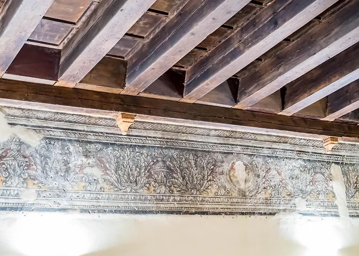 Palazzo Degli Affreschi Апартаменты