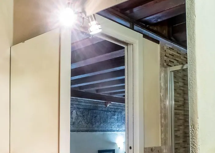 Palazzo Degli Affreschi Verona